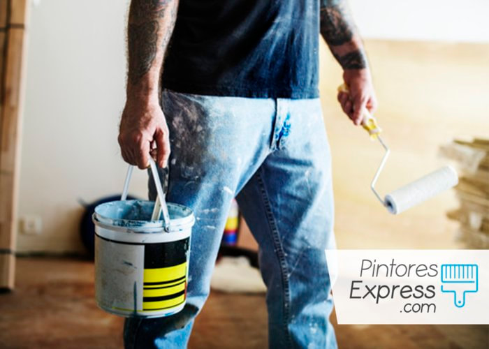 Cómo quitar capas de pintura de la casa Cómo quitar capas de pintura de una casa
